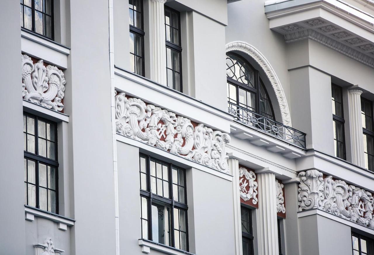 Centrally Located Apartment Overlooking Vermanes Park Riga Esterno foto